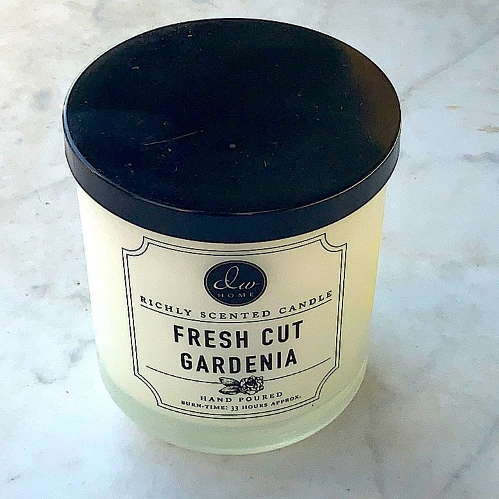 DW HOME CANDLE FRESH CUT GARDENIA MINI SCENTED NEW 10. 35 Oz NEW 1 WICK